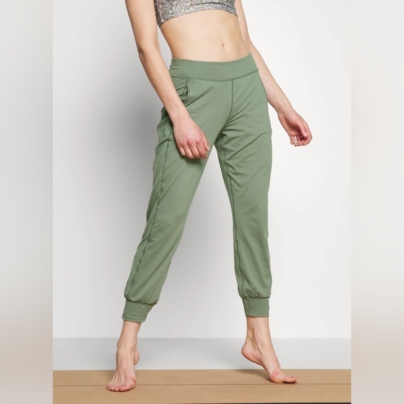 Sweaty Betty Pants - Sweaty Betty Sage Green Gary Yoga Trouser Joggers 14